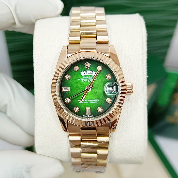 Women - Rolex Oyster Perpetual Day-Date – Green Dial Rose Gold Edition
